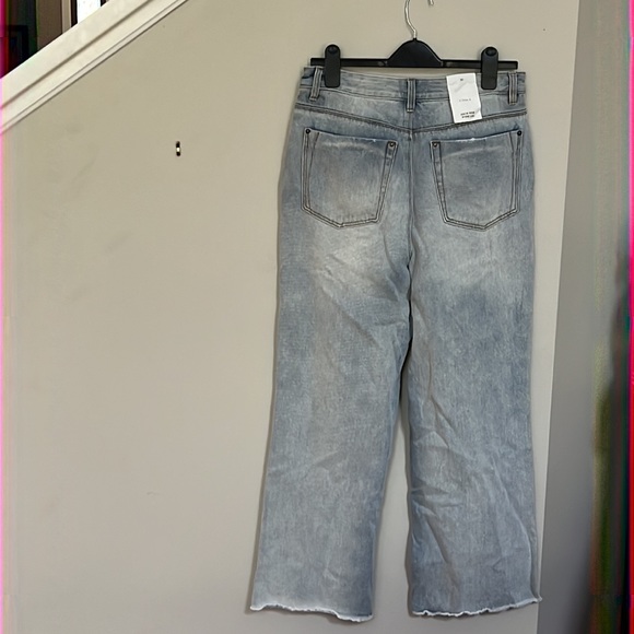 A Loves A
Distressed Washed Denim Twill Wide Leg Capri Jeans - Picture 5 of 13